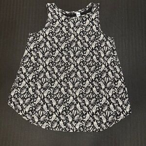 Old Navy Luxe Black and White Tiger print tank top. Women’s size small.